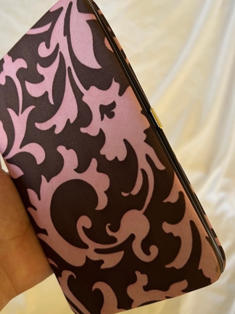 Pink Wallet with heart zipper